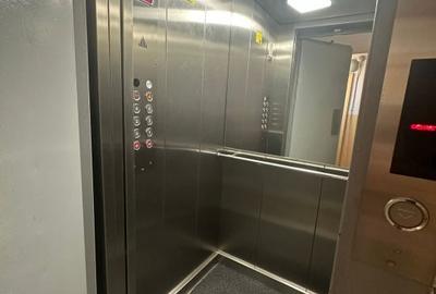 Apartament cu 3 camere decomandat în Călărași - 2
