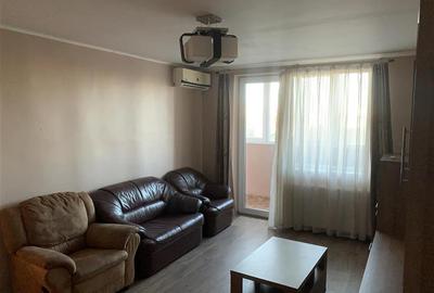 Apartament cu 3 camere decomandat în Rogerius
