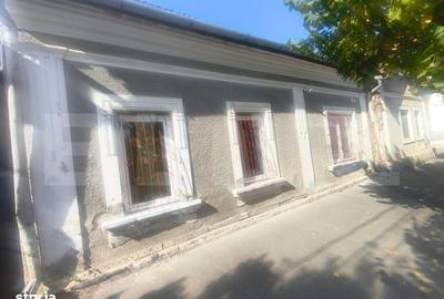 Casă cu 2 camere cu Teren 418 Mp în Central