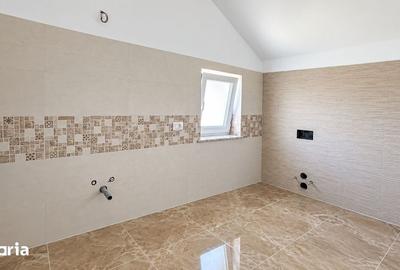 Casă cu 4 camere cu Teren 528 Mp în Sânmihaiu Român - 15