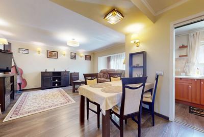 Apartament cu 3 camere decomandat, mobilat în Scriitorilor