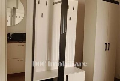 Apartament cu 2 camere semidecomandat, mobilat în 13 Septembrie - 2