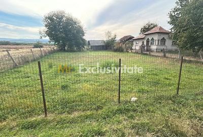 Teren de 520 mp, în Mănicești