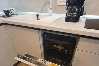 Apartament cu 3 camere decomandat în Calea Urseni - 2