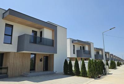Casă individuală cu 4 camere cu Canalizare în Central