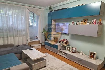 Apartament cu 2 camere semidecomandat, mobilat în Central