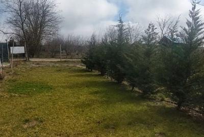 Teren de 830 mp, în Central