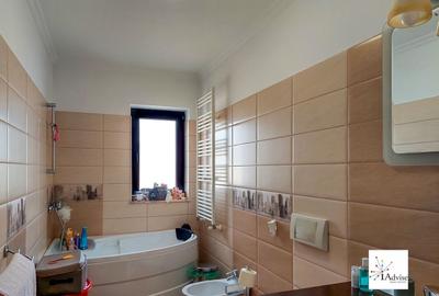 Casă individuală cu 5 camere cu Canalizare în Sânpetru - 17