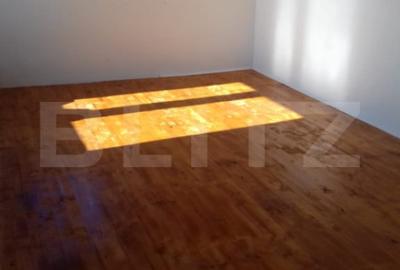 Casă cu 3 camere cu Teren 1500 Mp în Dumitra