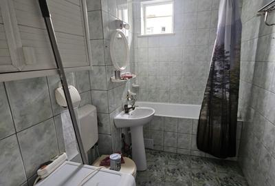 Apartament cu 3 camere decomandat, mobilat în Central - 4
