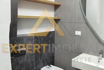 Apartament cu 3 camere, mobilat în Orașul Vechi