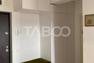 Apartament cu 3 camere decomandat în Florești