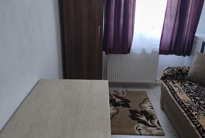 Garsonieră decomandată în Central