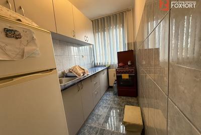 Apartament cu 3 camere semidecomandat, mobilat în Cetății - 6