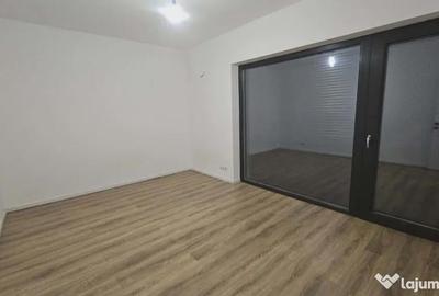 Casă cu 5 camere cu Teren 950 Mp în Bucium