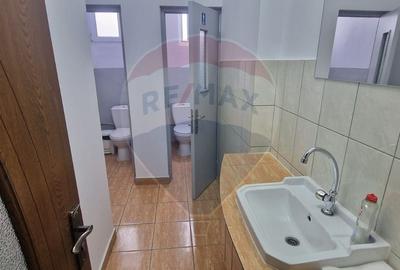 Spațiu comercial, de 28 mp, în Central
