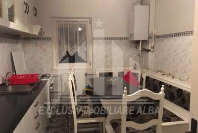 Apartament cu 4 camere, mobilat în Cetate - 2