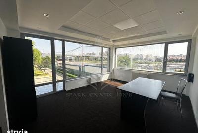 Spațiu comercial, de 361 mp, în 9 Mai - 15