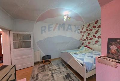 Casă cu Teren 262 Mp în Vitrometan - 2
