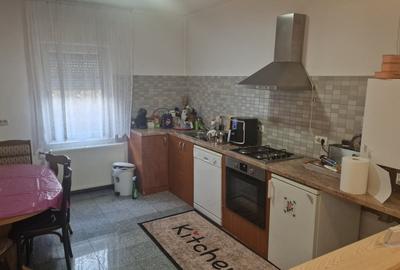 Casă individuală cu 5 camere cu Canalizare în Roșu - 8