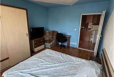 Apartament cu 2 camere decomandat, mobilat în Circumvalațiunii - 1