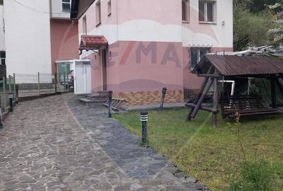 Casă cu 4 camere în Moieciu - 3