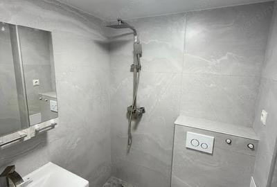 Apartament cu 3 camere decomandat în Dacia