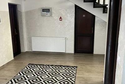 Casă cu 8 camere cu Teren 1000 Mp în Central - 13