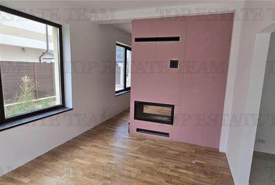 Casă cu 5 camere cu Teren 227 Mp în Otopeni