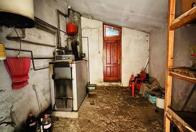 Casă cu 4 camere în Central - 1