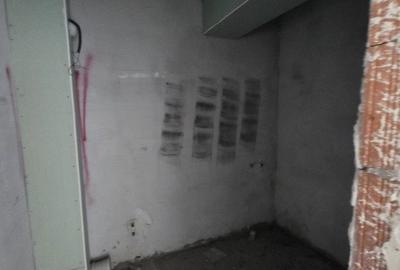 Apartament cu 2 camere decomandat în Far - 10