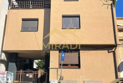 Casă cu 4 camere cu Teren 500 Mp în Romană
