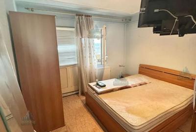 Apartament cu 4 camere decomandat în Central - 4