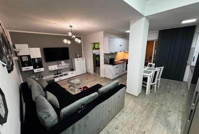 Apartament cu 3 camere semidecomandat în Soarelui