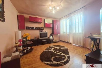 Apartament cu 2 camere decomandat în Est