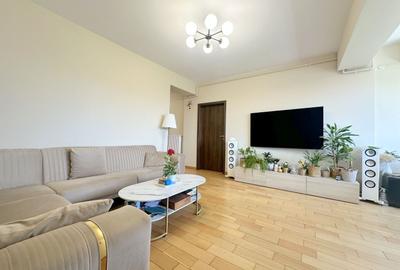 Apartament cu 3 camere decomandat, mobilat în Soarelui