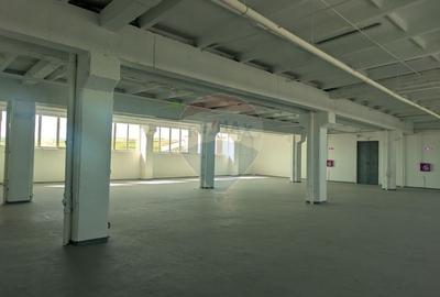 Spațiu industrial, de 720 mp, în Aeroport - 3