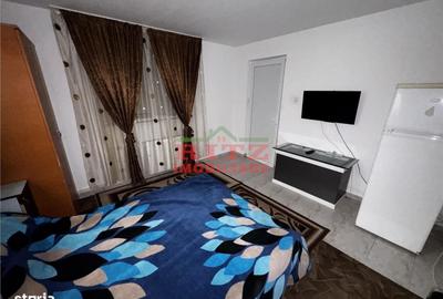 Casă cu 4 camere în Linia din Vale