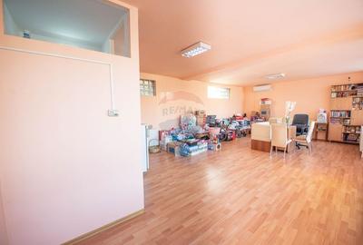 Casă individuală cu 4 camere cu Teren 95 Mp în Central - 13