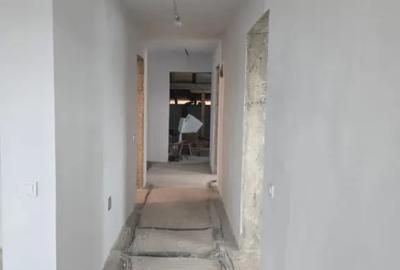 Casă cu 4 camere cu Teren 520 Mp în Bucov