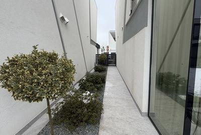 Casă cu 4 camere cu Piscina în Central