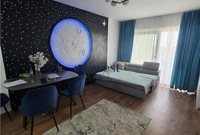 Apartament cu 3 camere decomandat în Micro 14