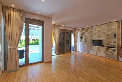Casă cu 7 camere cu Canalizare în Băneasa - 2
