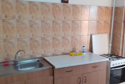 Apartament cu 2 camere decomandat în Central - 2