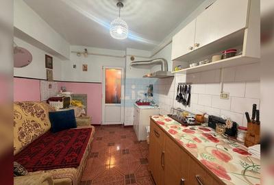 Apartament cu 2 camere semidecomandat în Micro 17 - 8