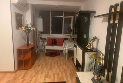 Garsonieră semidecomandată în Central
