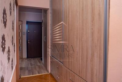 Apartament cu 3 camere decomandat în Rogerius