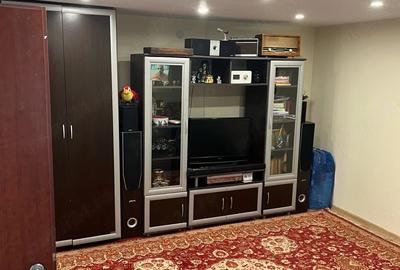 Casă cu 6 camere cu Teren 1000 Mp în Țuglui