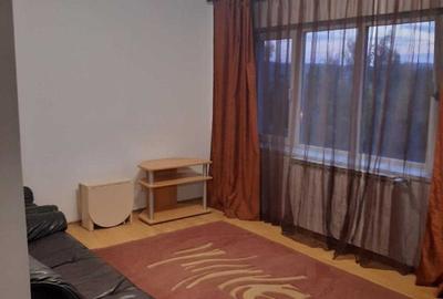 Apartament cu 2 camere semidecomandat în Canta
