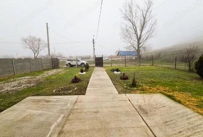 Casă cu 3 camere cu Teren 500 Mp în Central - 4
